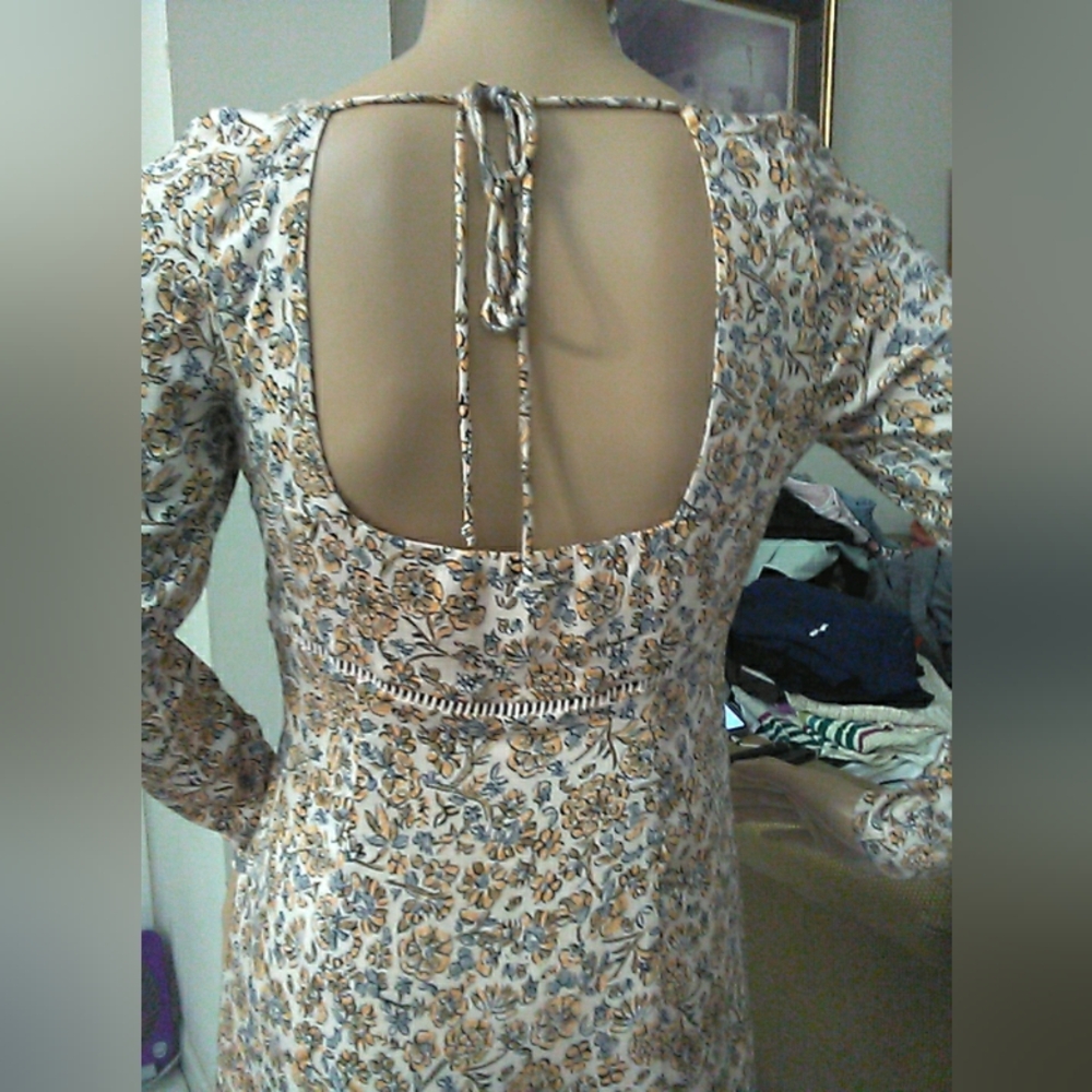 LIKE NEW FREE PEOPLE Chic Long Sleeve Floral Dress ( SUPER SOFT) SZ. 6 - Picture 3 of 7